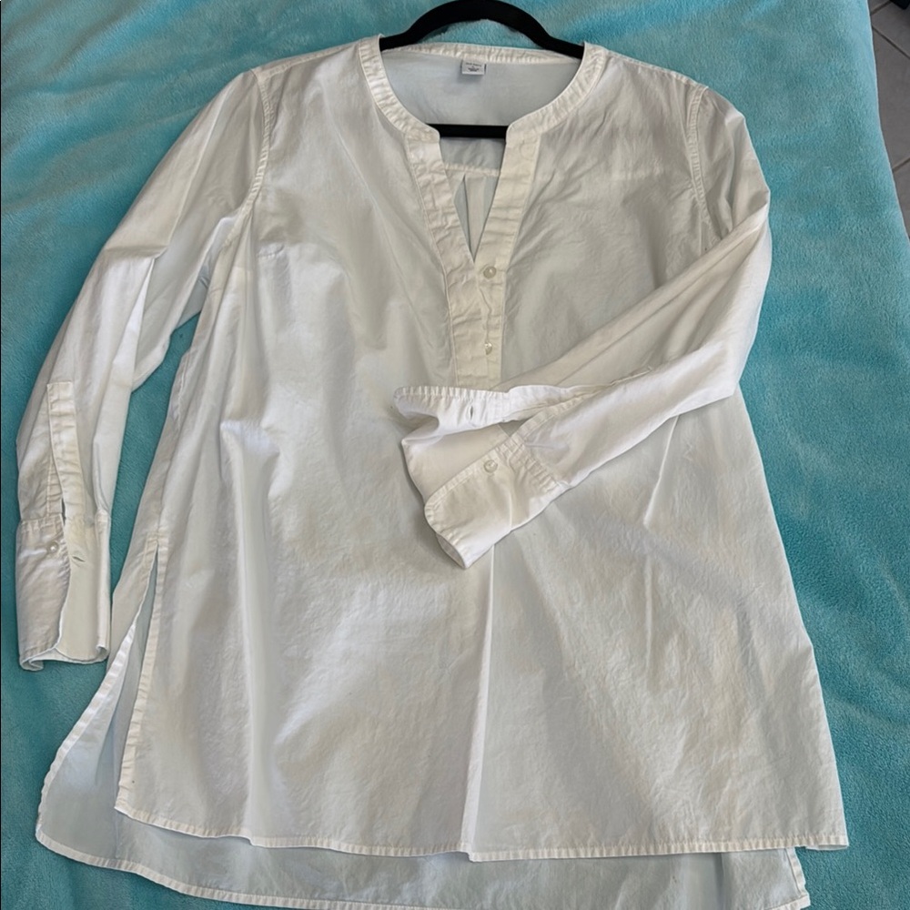 Chic White Tunic Blouse